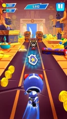 Talking Tom Hero Dash screenshot 3